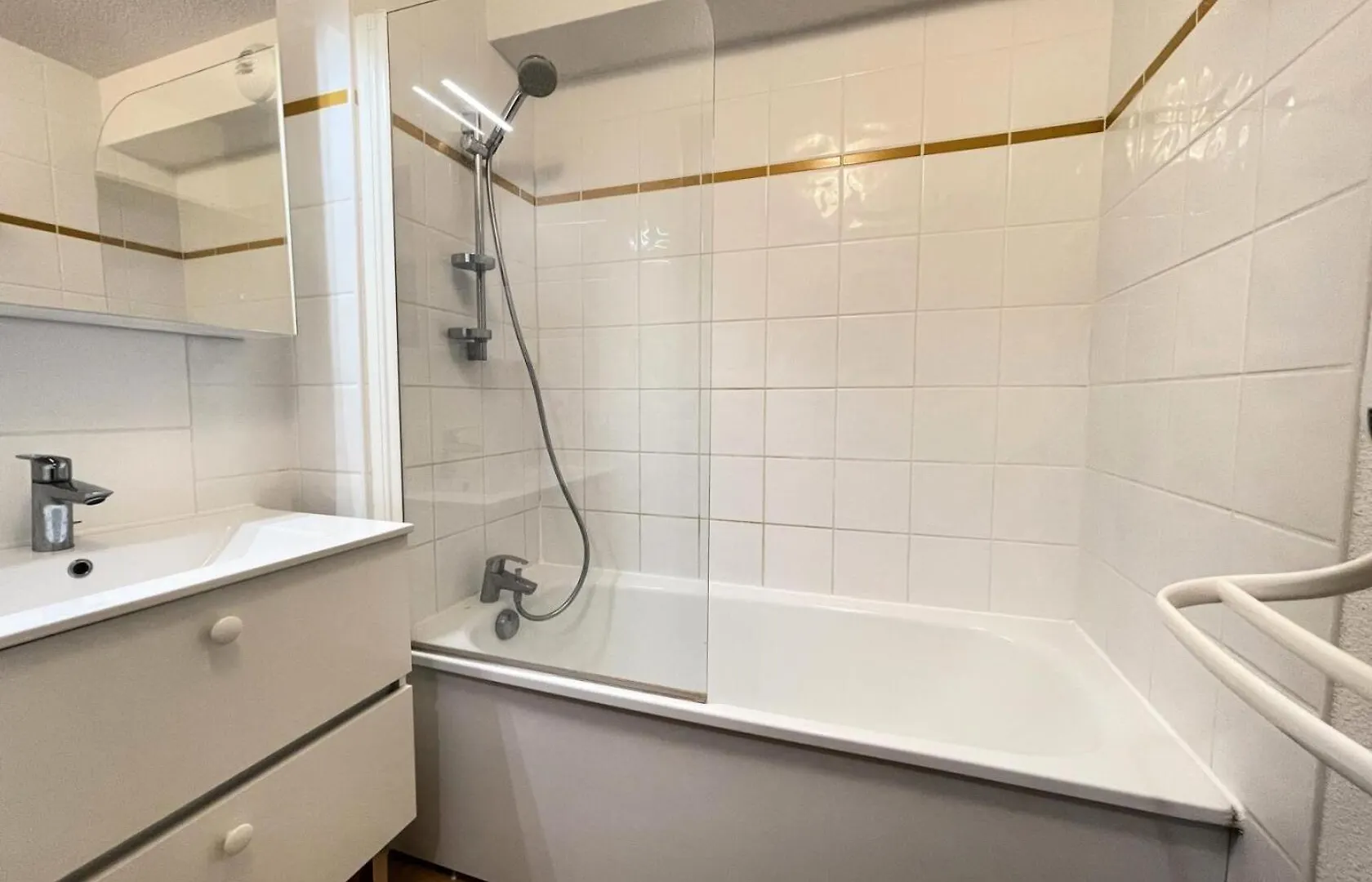 Les Chalets Des Evettes - Appartement Deux Chambres Au Pied Des Pistes Dans Une Residence Avec Piscine Mae-9151 Flumet 0*,  France